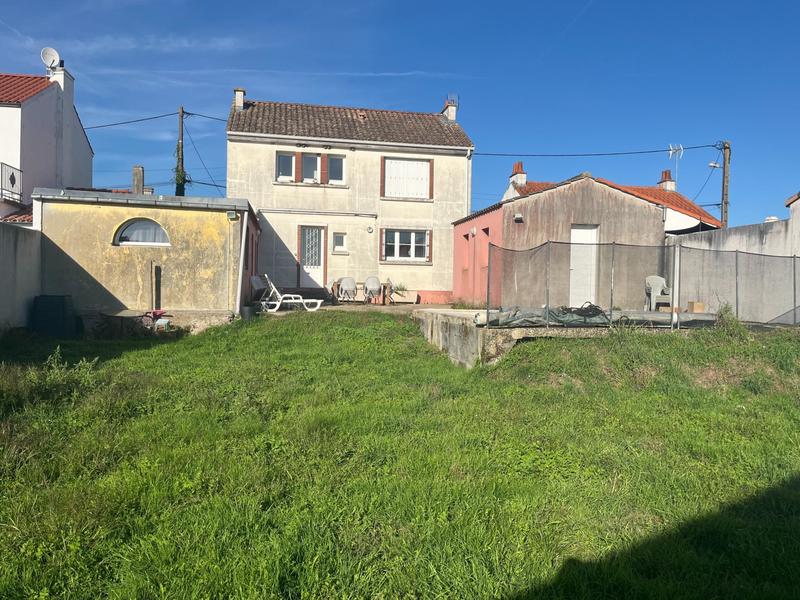 Maison - 143 m² - 4 pièces