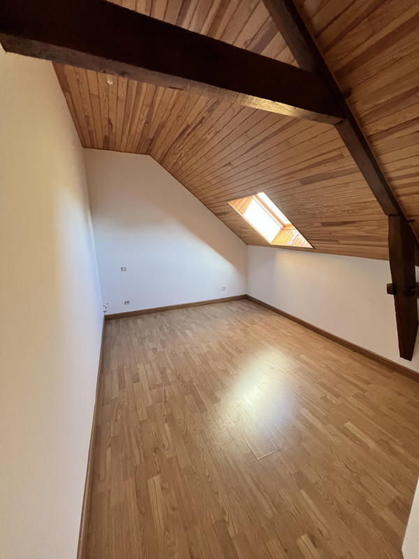 Maison - 147 m² - 7 pièces