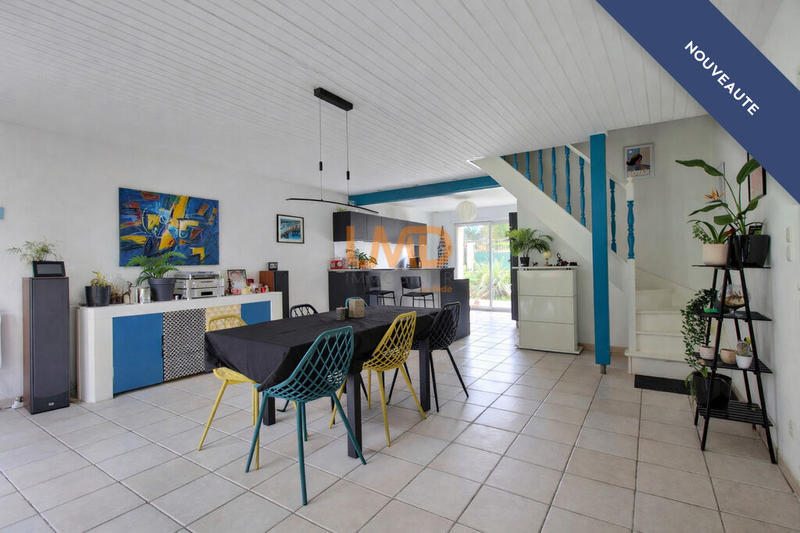 Maison - 199 m² - 7 pièces