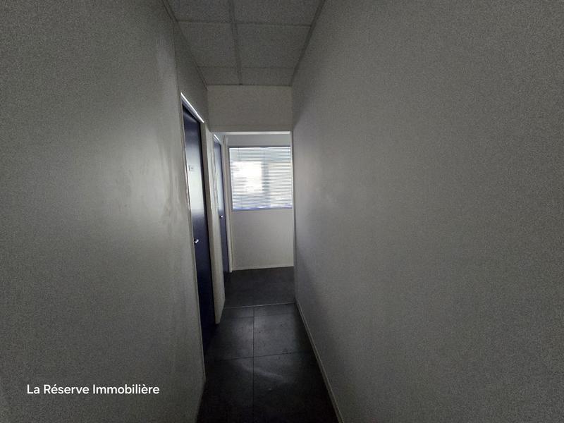 Bureau - 162 m²