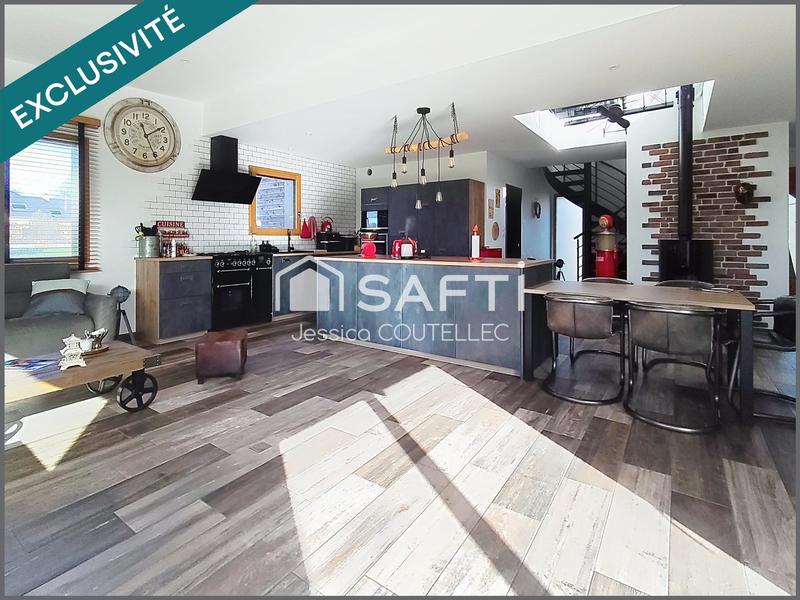 Maison - 160 m² - 5 pièces