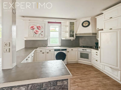 Maison - 106 m² - 6 pièces