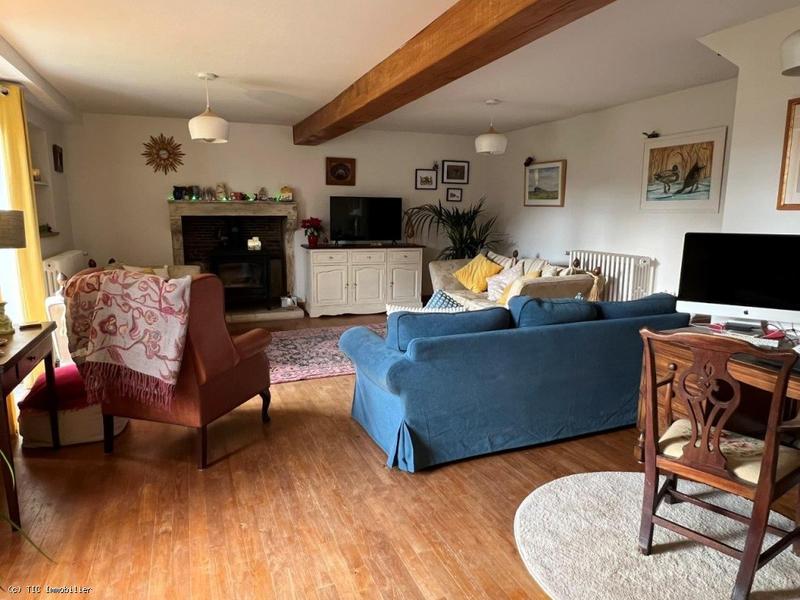 Maison ancienne - 185 m² - 5 pièces