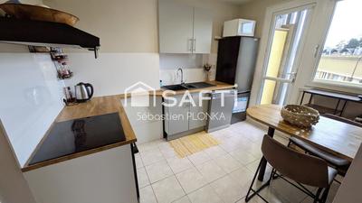 Appartement - 80 m² - 4 pièces