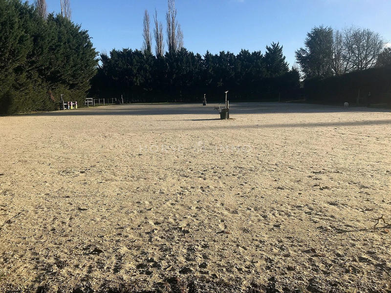 Maison - 575 m² - 12 pièces