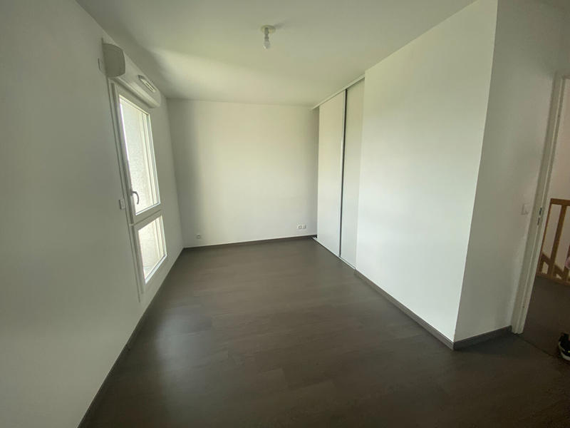 Appartement - 100 m² - 4 pièces