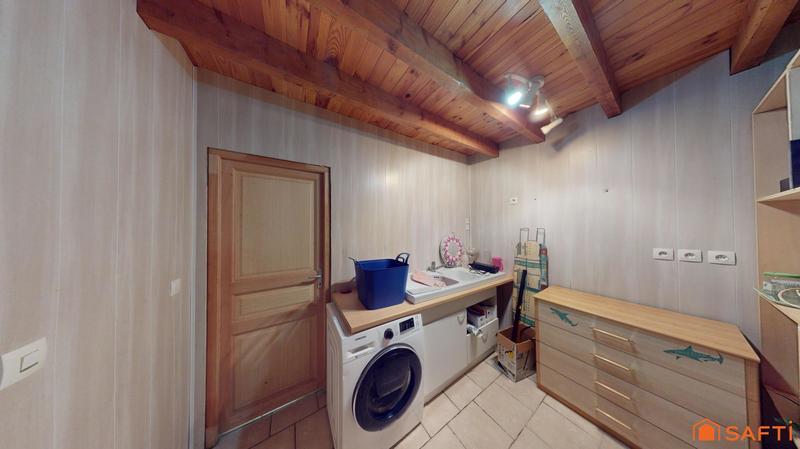 Maison - 205 m² - 5 pièces