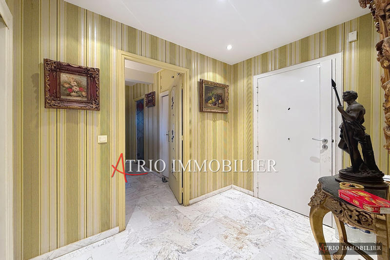 Appartement - 85 m² - 3 pièces