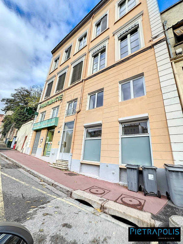 Appartement - 81 m² - 4 pièces