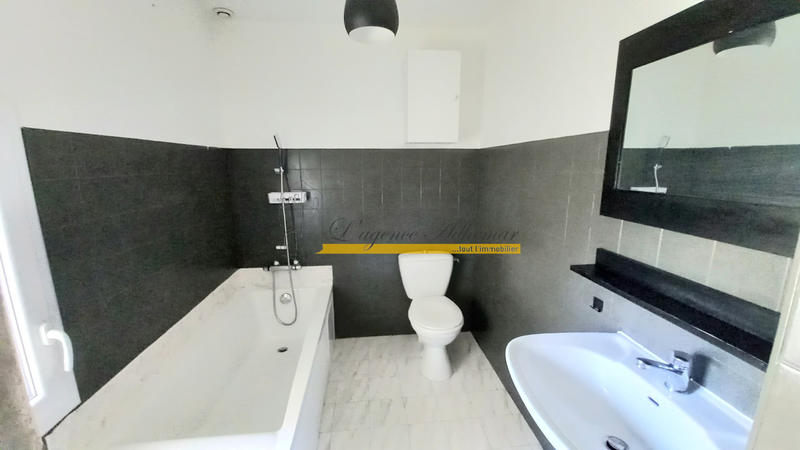 Maison - 166 m² - 7 pièces