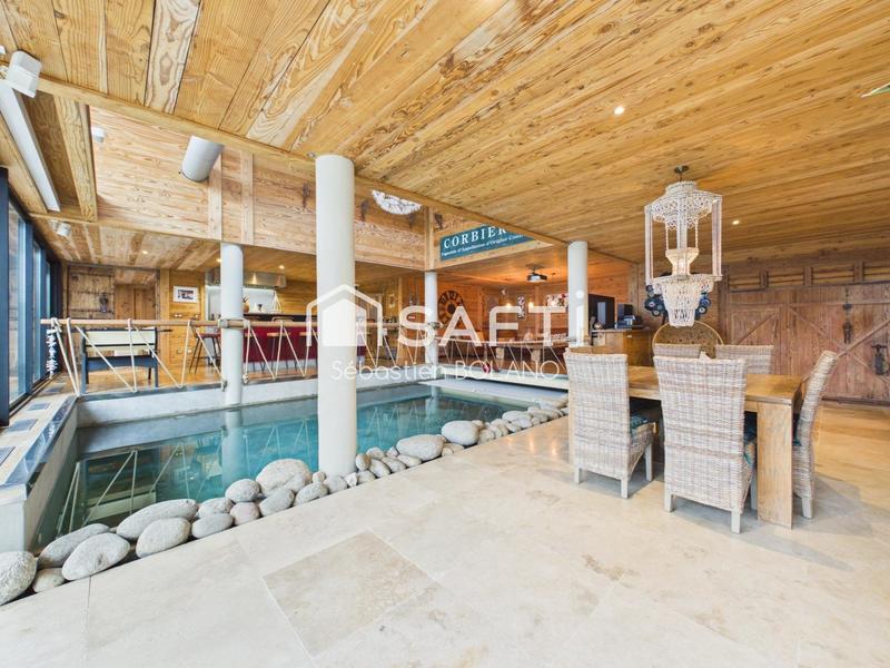 Maison - 231 m² - 5 pièces