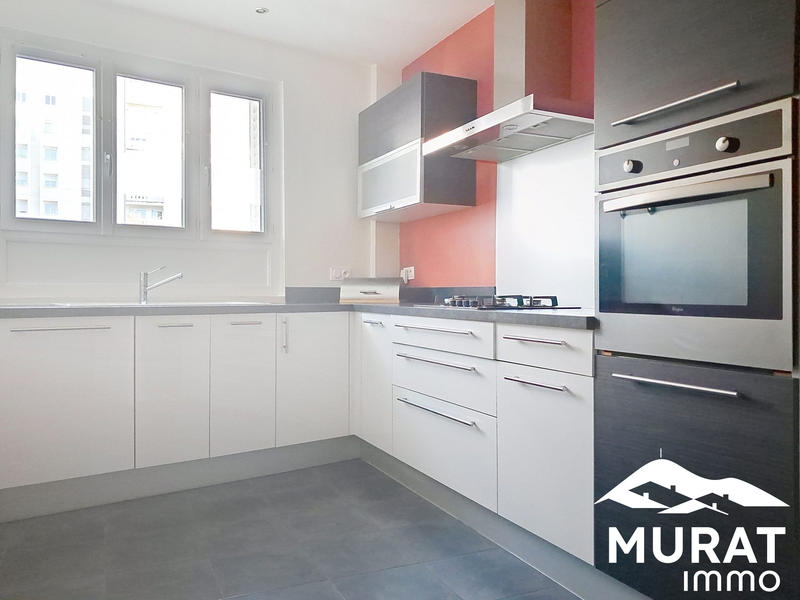 Appartement - 81 m² - 4 pièces