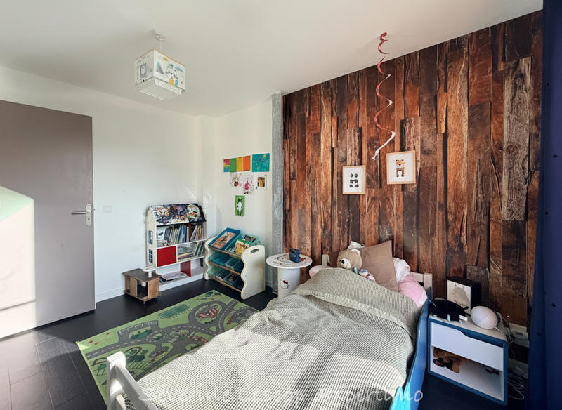 Maison - 193 m² - 8 pièces