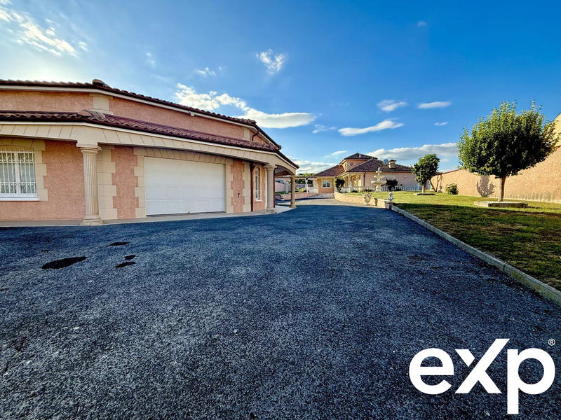 Villa - 230 m² - 7 pièces