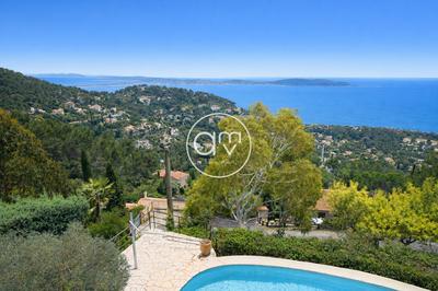 Maison - 141 m² - 4 pièces