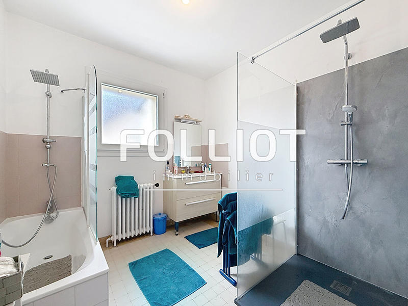 Maison - 86 m² - 5 pièces