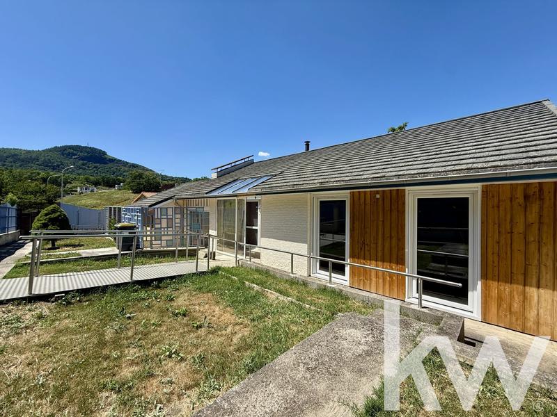 Maison - 165 m² - 8 pièces