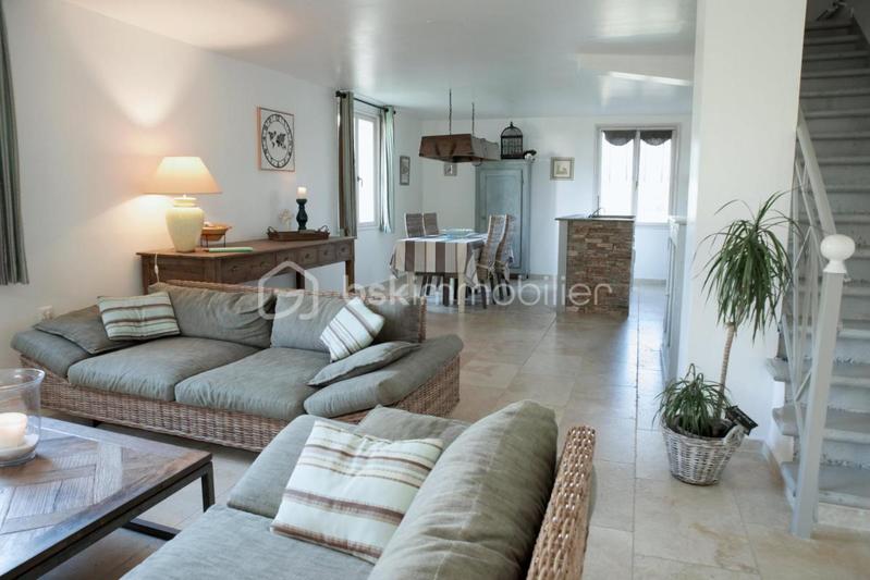 Mas - 545 m² - 18 pièces