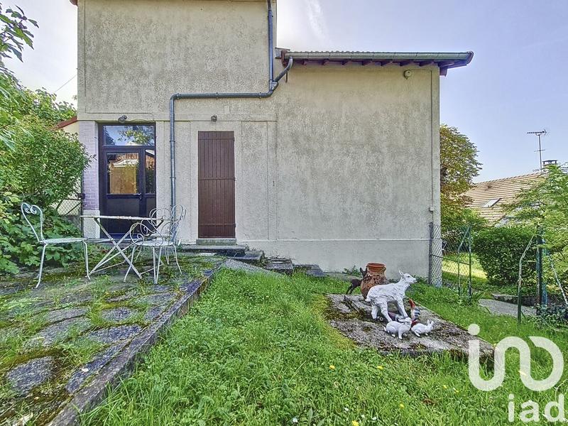 Maison - 99 m² - 6 pièces