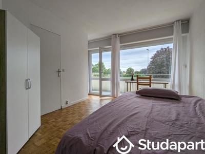 Chambre - 11 m² - 1 pièce