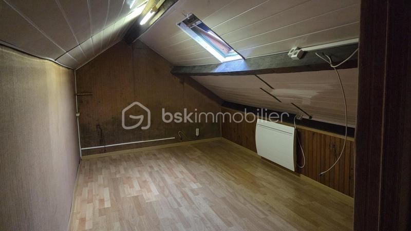 Maison de village - 520 m² - 2 pièces