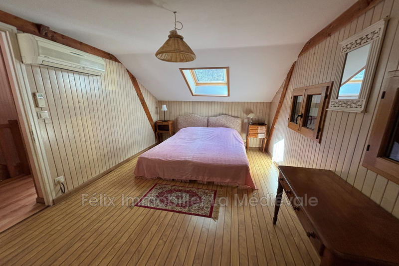 Propriété - 200 m² - 7 pièces