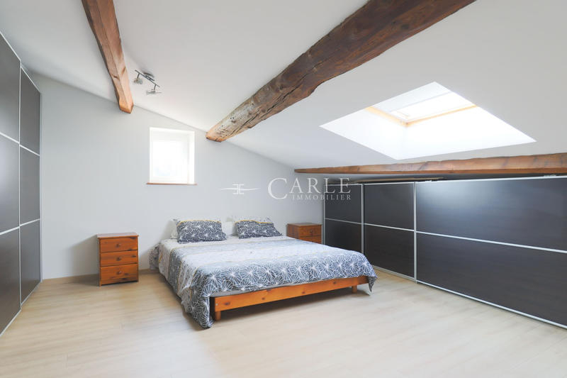 Maison - 208 m² - 7 pièces