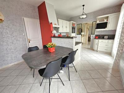 Maison - 131 m² - 6 pièces