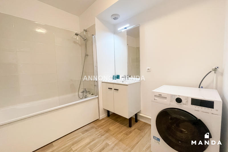 Chambre - 13 m² - 4 pièces