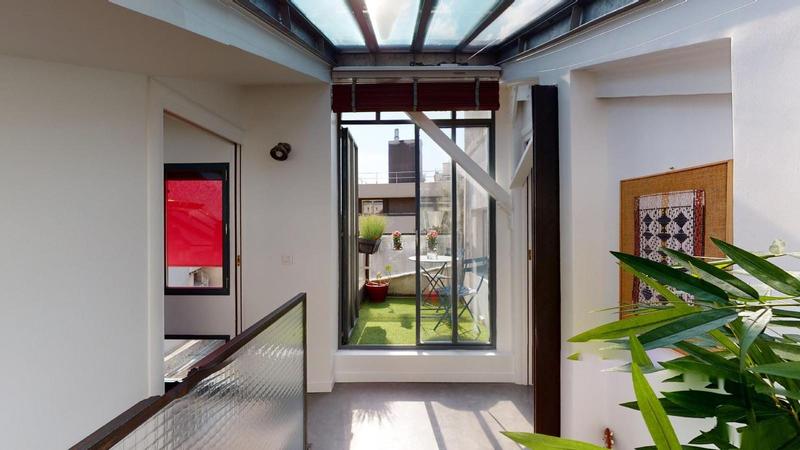 Loft - 106 m² - 4 pièces