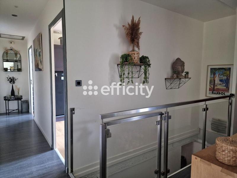 Maison - 89 m² - 5 pièces