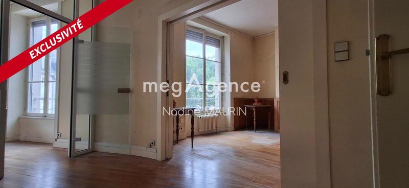 Appartement - 192 m² - 6 pièces