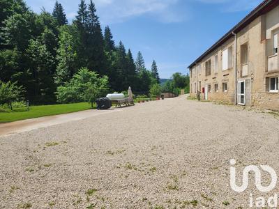 Maison - 891 m² - 15 pièces