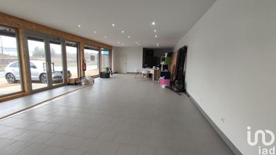 Local commercial - 2 000 m²