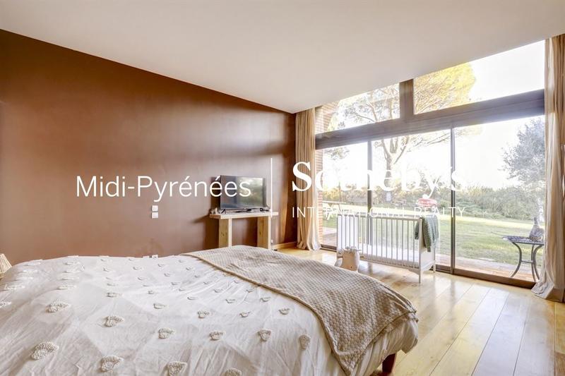 Corps de ferme - 600 m² - 14 pièces