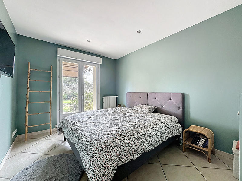 Maison - 240 m² - 7 pièces