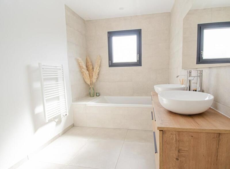 Maison - 80 m² - 4 pièces