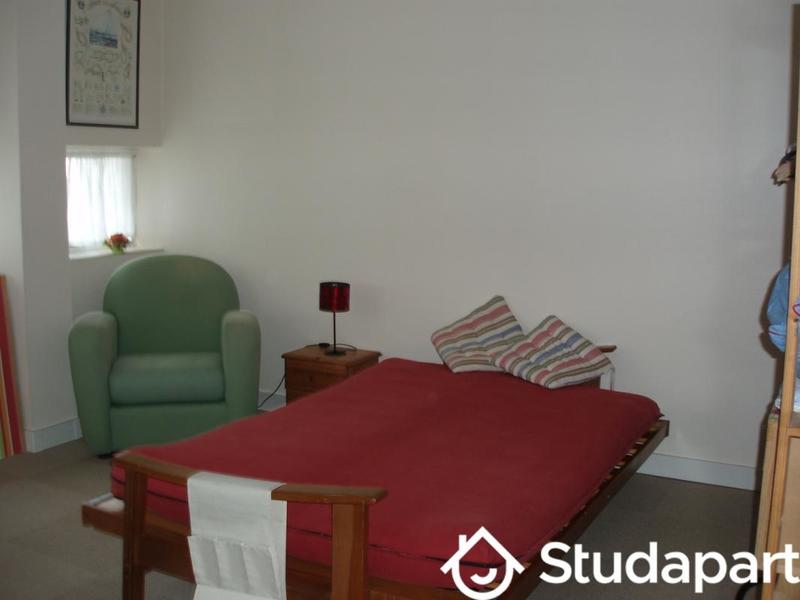 Chambre - 14 m² - 1 pièce