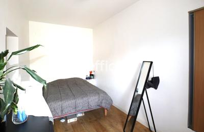 Appartement - 81 m² - 4 pièces