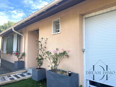 Maison - 97 m² - 4 pièces