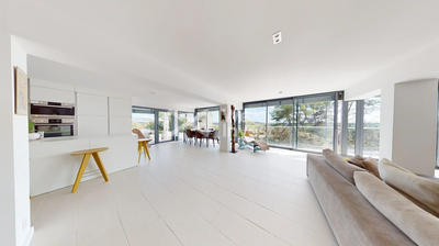 Appartement - 184 m² - 5 pièces