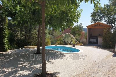 Villa - 1 500 m² - 4 pièces