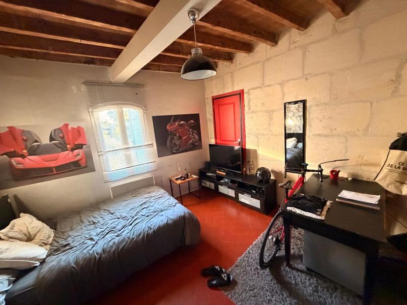 Maison - 220 m² - 6 pièces