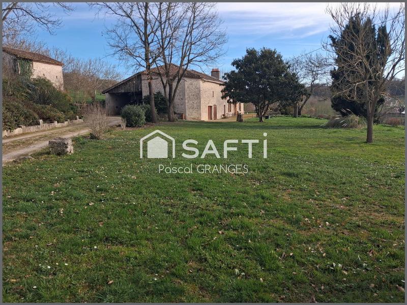 Maison - 205 m² - 6 pièces