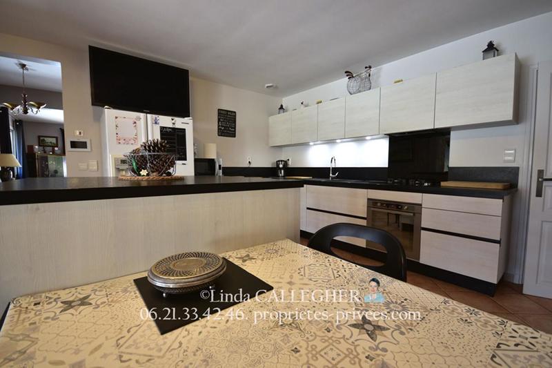 Propriété - 460 m² - 11 pièces