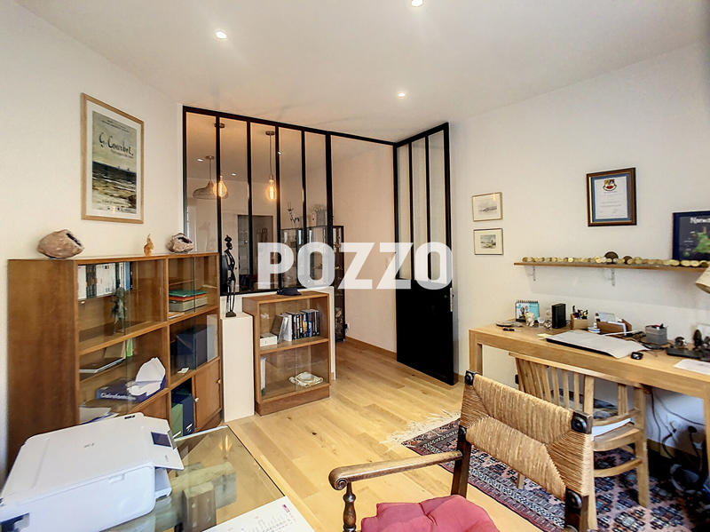 Appartement - 141 m² - 6 pièces