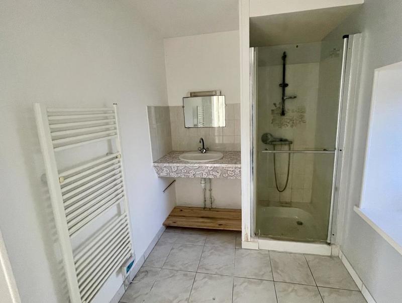 Moulin - 202 m² - 9 pièces