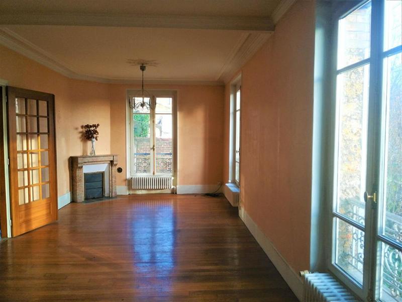 Maison - 180 m² - 6 pièces