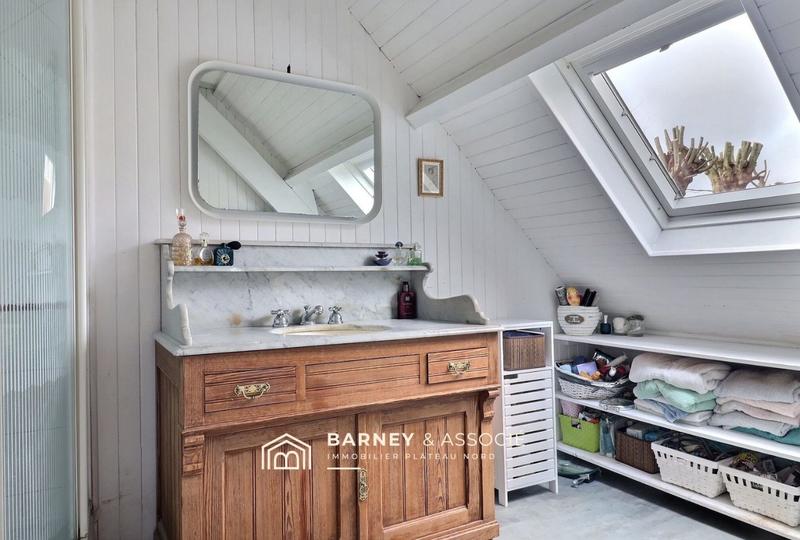 Maison - 162 m² - 6 pièces