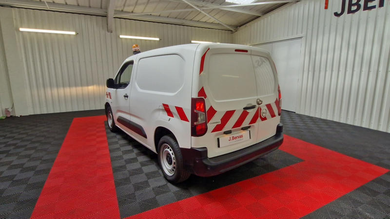 Opel Combo 1.5 100 Ch s/S L1h1 Bvm5 Standard Pack Clim